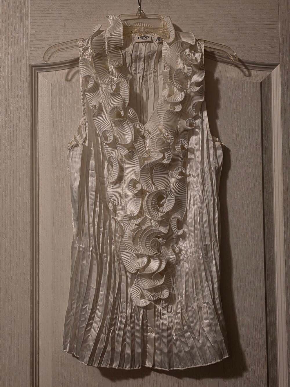 Dressy Cato Woman Ruffle Pleated Blouse 18W White Sleeveless Top